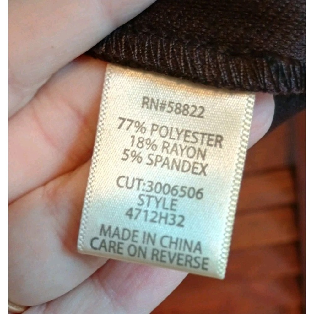 NWT Max Studio Chocolate Brown Vneck Top Blouse Sz Large Neutral Minimalist - Picture 4 of 6